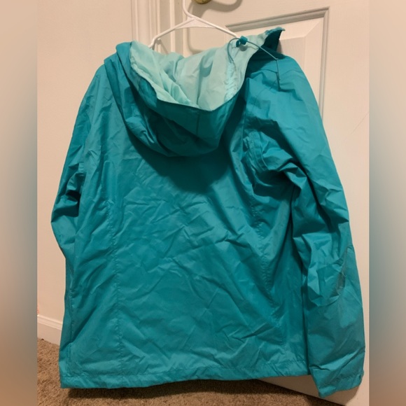Size large, blue, Columbia raincoat. - Picture 2 of 5